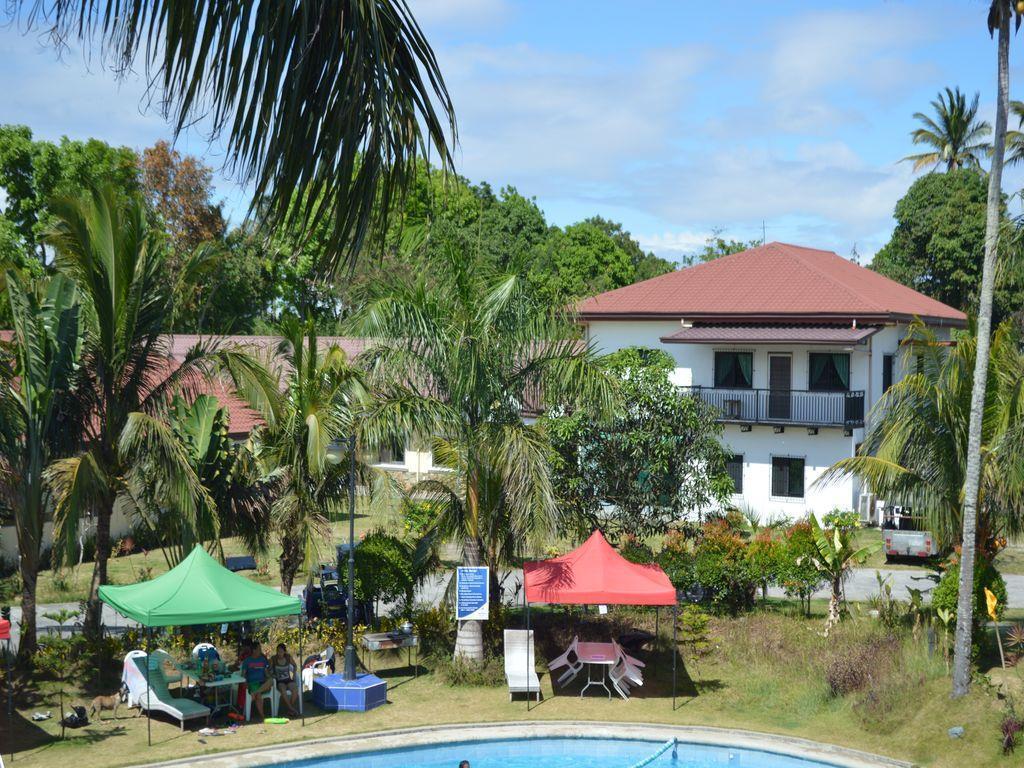 Phil Oasis Hotel & Resort Silang Esterno foto