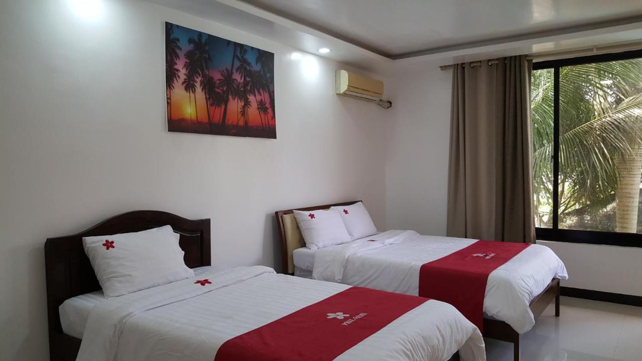 Phil Oasis Hotel & Resort Silang Esterno foto