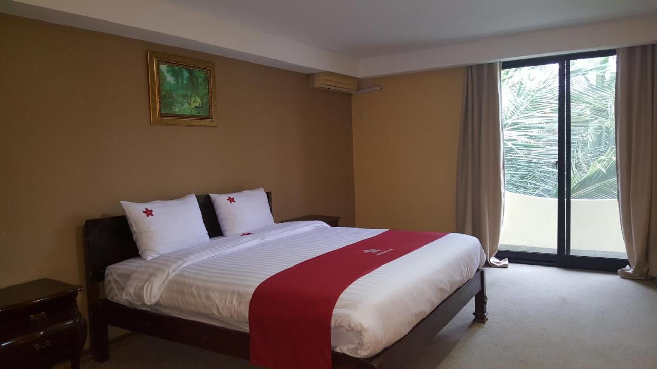 Phil Oasis Hotel & Resort Silang Esterno foto